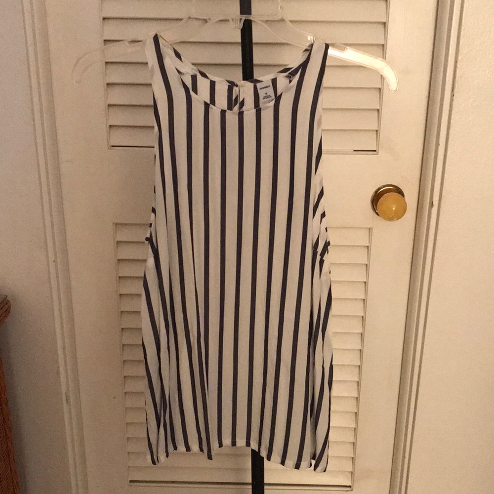 Old Navy sleeveless blouse